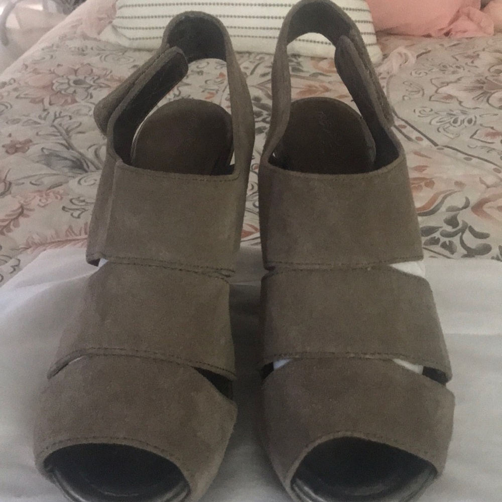 Kenneth Cole Reaction Good Sole Wedge Sandal